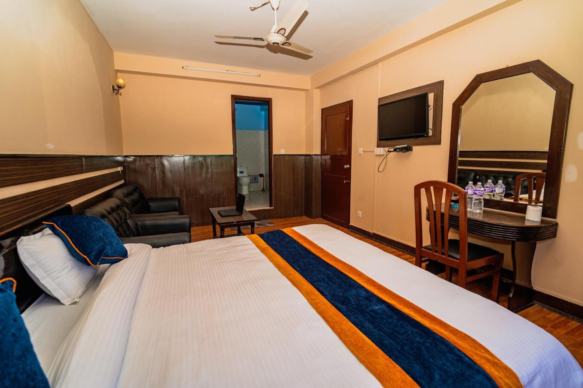 Karma Travellers Home Kathmandu Exterior photo